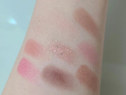 グリッターペディアアイパレット/unleashia/アイシャドウパレットを使ったクチコミ(5枚目)