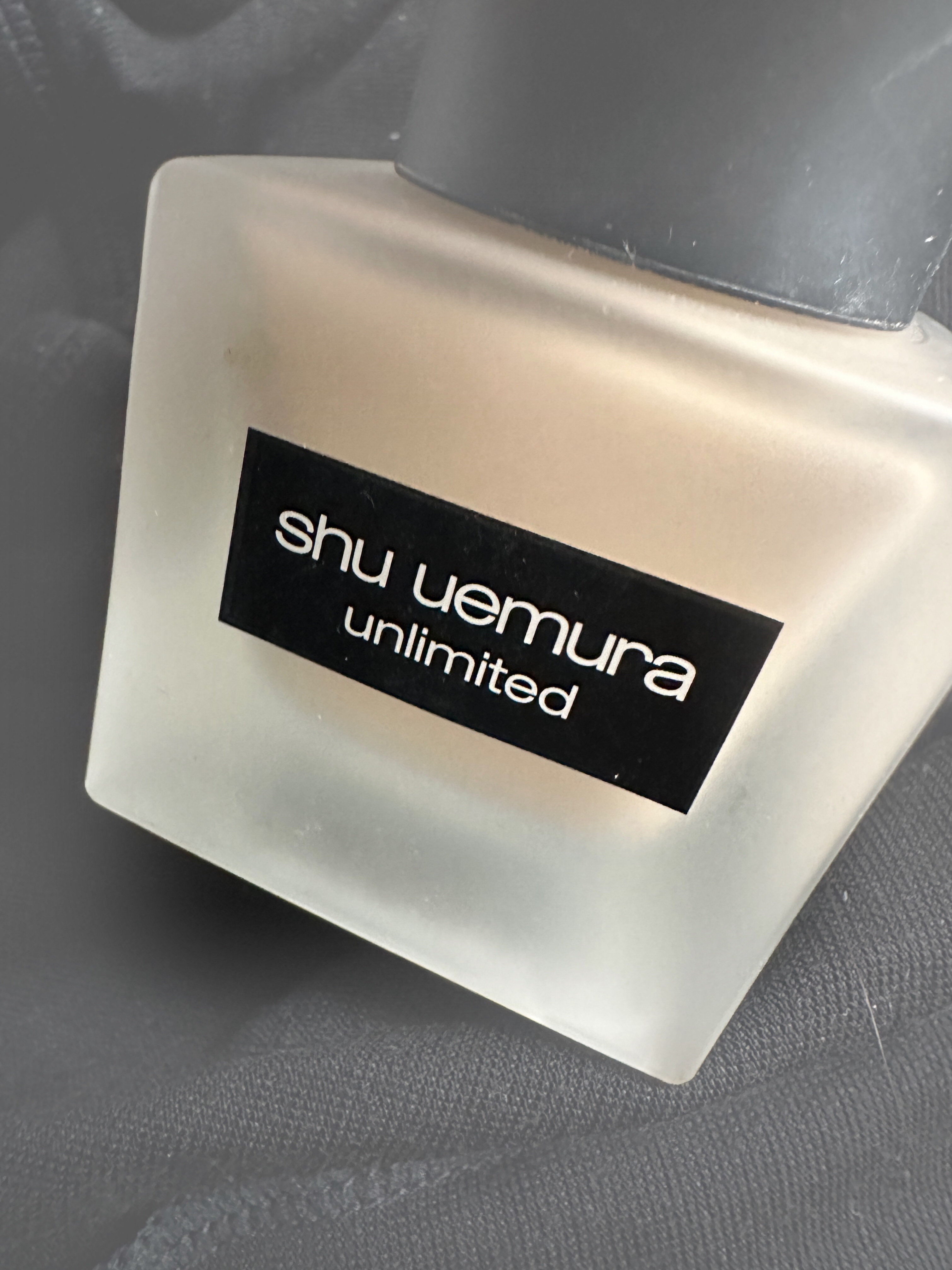 （旧）アンリミテッド ラスティング フルイド/shu uemura/リキッドファンデーションを使ったクチコミ（1枚目）