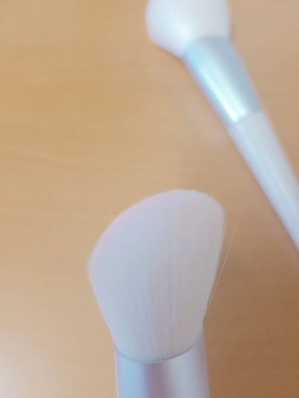 フェイスブラシL/ecola/メイクブラシを使ったクチコミ(3枚目)