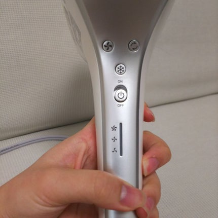 シャープ シャープ ヘアドライヤー プラズマクラスター搭載 ルージュレッド IB-GP9-Rのクチコミ「プラズマクラスタードレープフロードライヤー
テレビのドライヤー特集みたいなのでやってて気に.....」(3枚目)