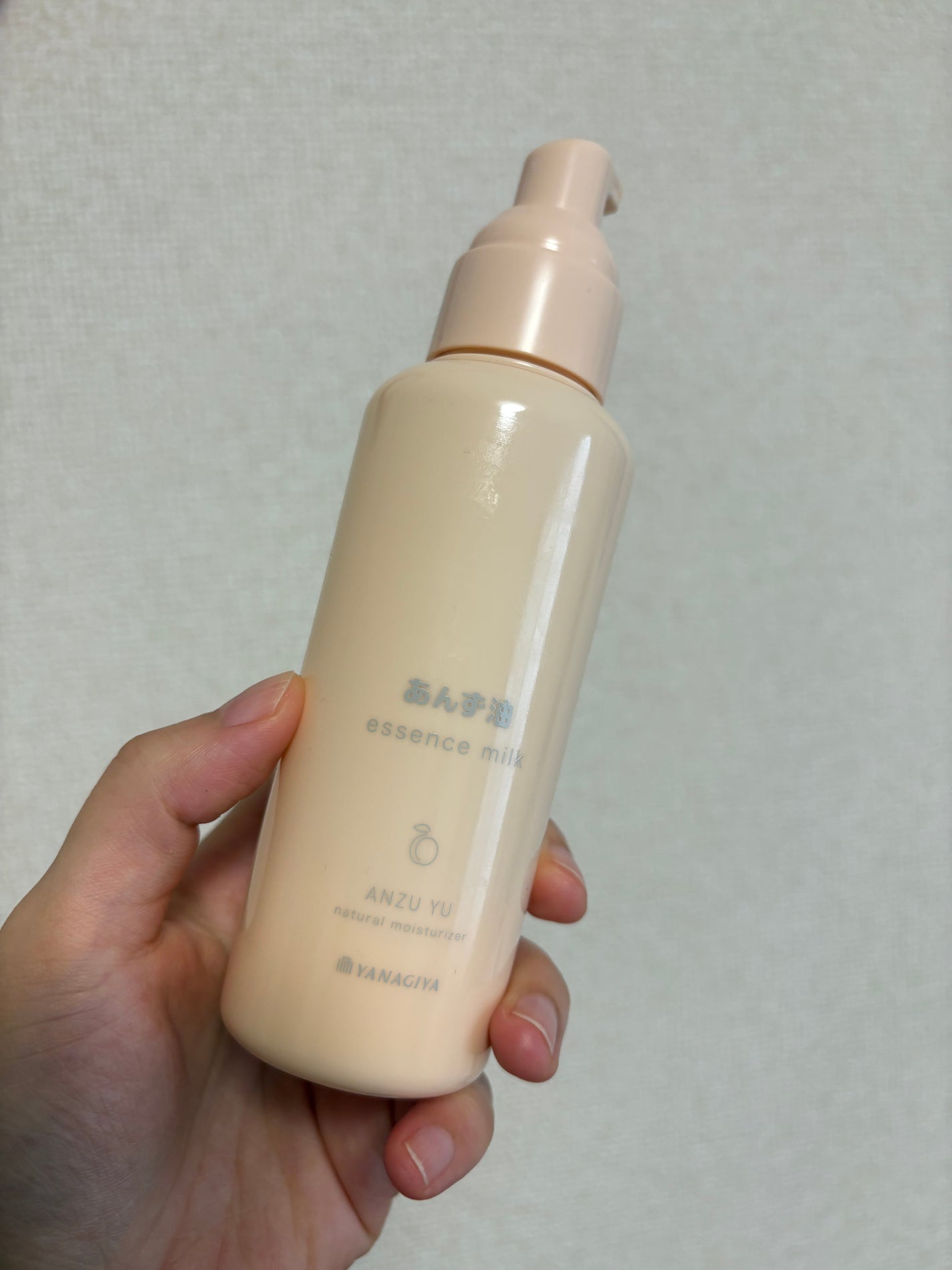 柳屋 あんず油 髪の浸透エッセンスミルク/柳屋あんず油/ヘアミルクを使ったクチコミ(1枚目)