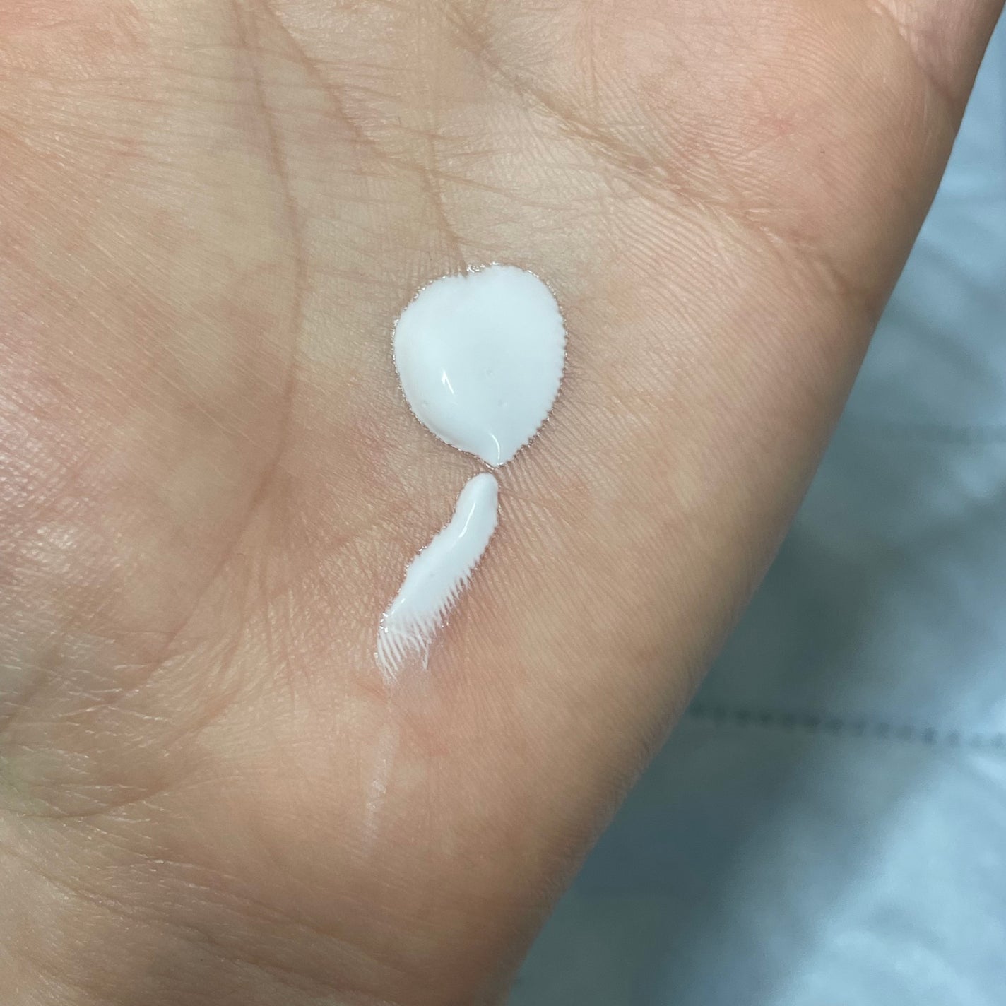 シークレットソルーションウェディングドレスピュアクリーム/It's skin/フェイスクリームを使ったクチコミ(2枚目)