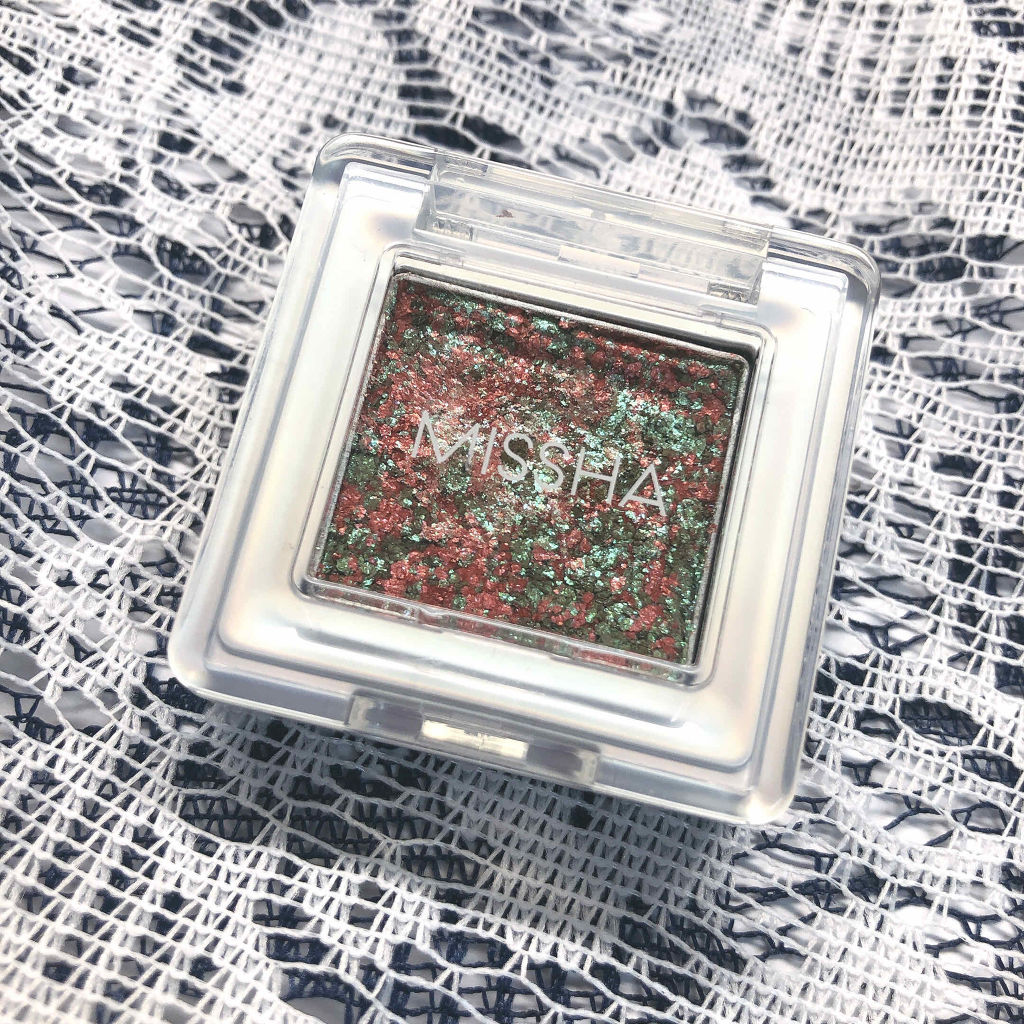 グリッタープリズム シャドウ/MISSHA/グリッターを使ったクチコミ（1枚目）