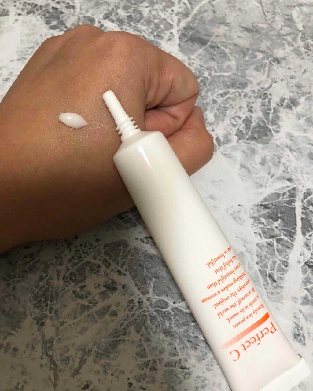 パーフェクトCアイクリーム/パーフェクトC/アイケア・アイクリームを使ったクチコミ(2枚目)