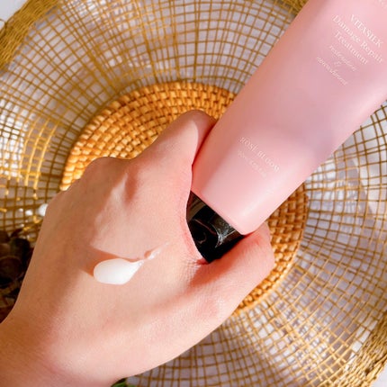 ビタシルクダメージリペアトリートメント(ローズブルーム)/ガランビュー/洗い流すヘアトリートメントを使ったクチコミ(4枚目)