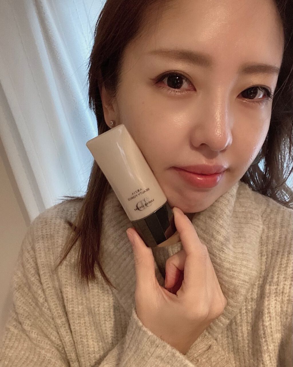 ビューティーフォース リキッドルーセント 3D /AXXZIA/リキッドファンデーションを使ったクチコミ(3枚目)