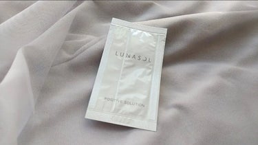 LUNASOL ポジティブソリューションのクチコミ「🌟LUNASOL ポジティブソリューション


美容液ですが、
ハトムギジェルみたいな感じでし.....」（1枚目）