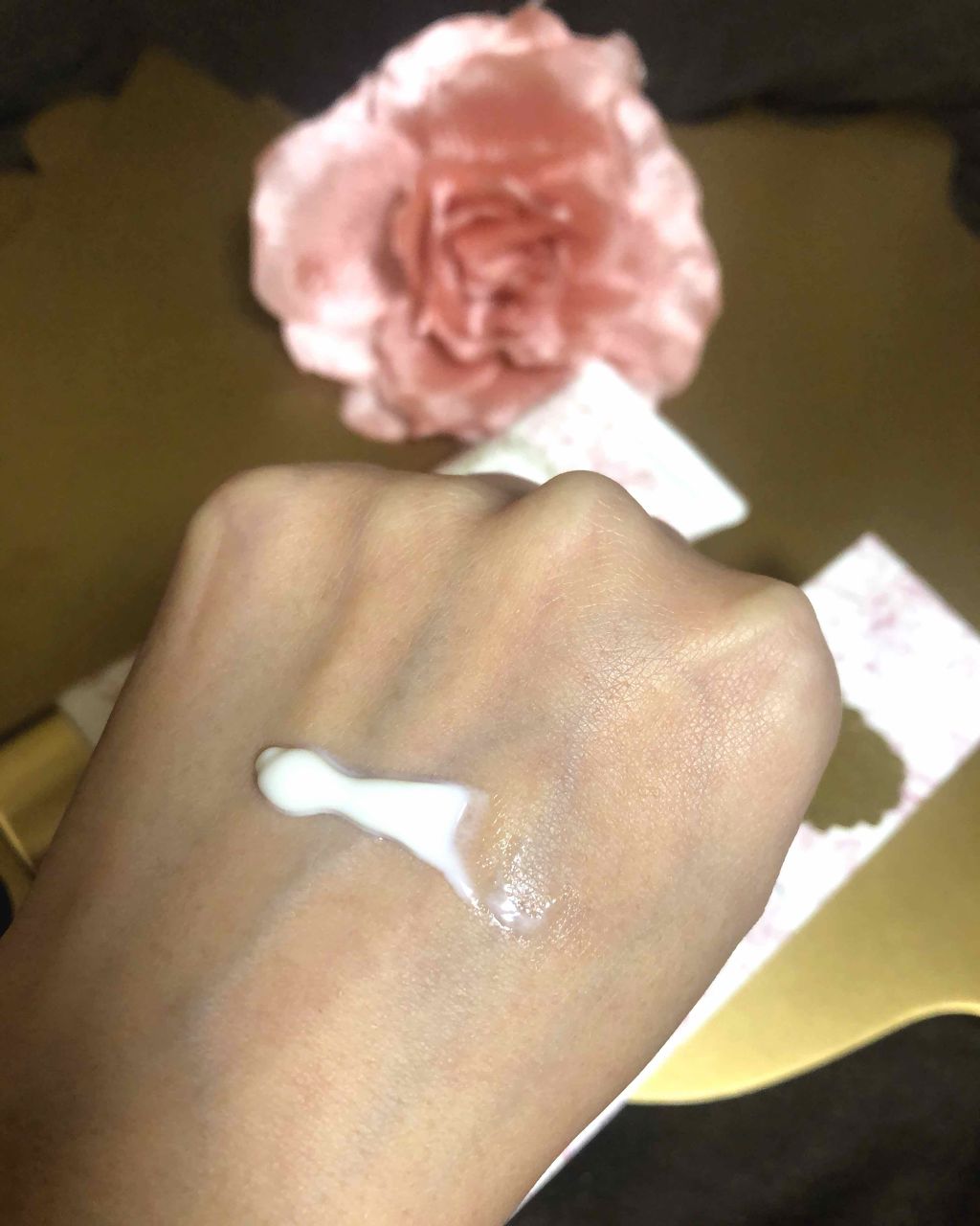 サンプロテクション ボディクリーム/レ・メルヴェイユーズ ラデュレ/日焼け止めクリームを使ったクチコミ（2枚目）