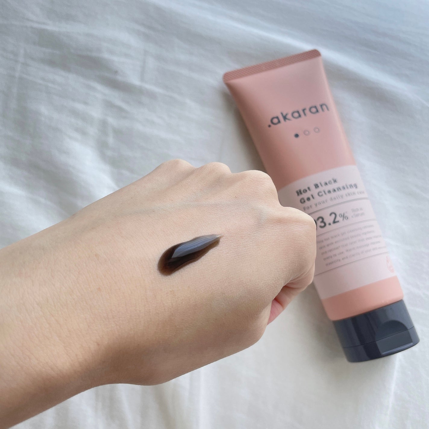 ブラックジェルクレンジング/.akaran/クレンジングジェルを使ったクチコミ(2枚目)