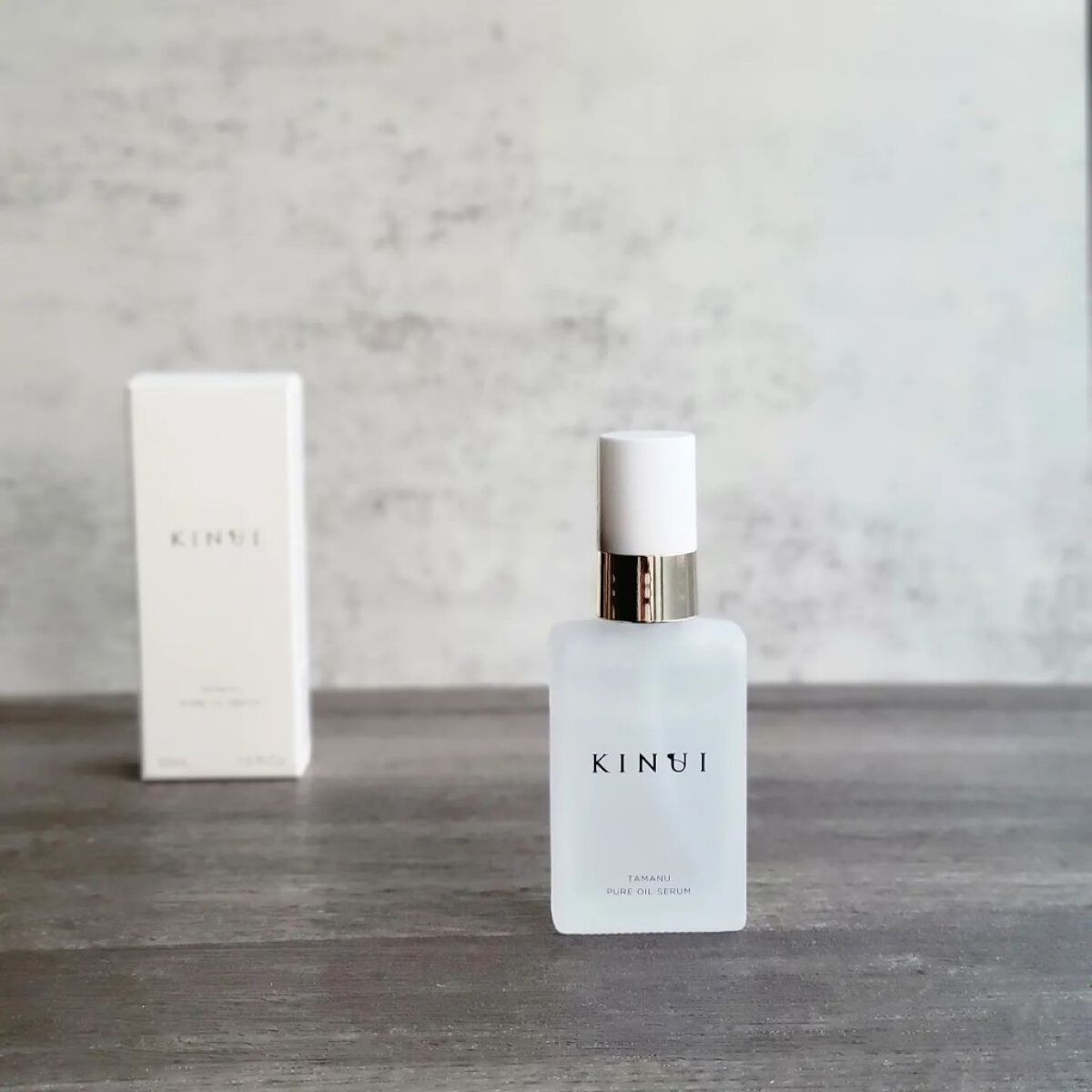 キヌユイ　ピュアオイルセラム　30ml×2個 Amazon.co.jp: KINUI 導入美容液 タマヌピュアオイルセラム 30ml