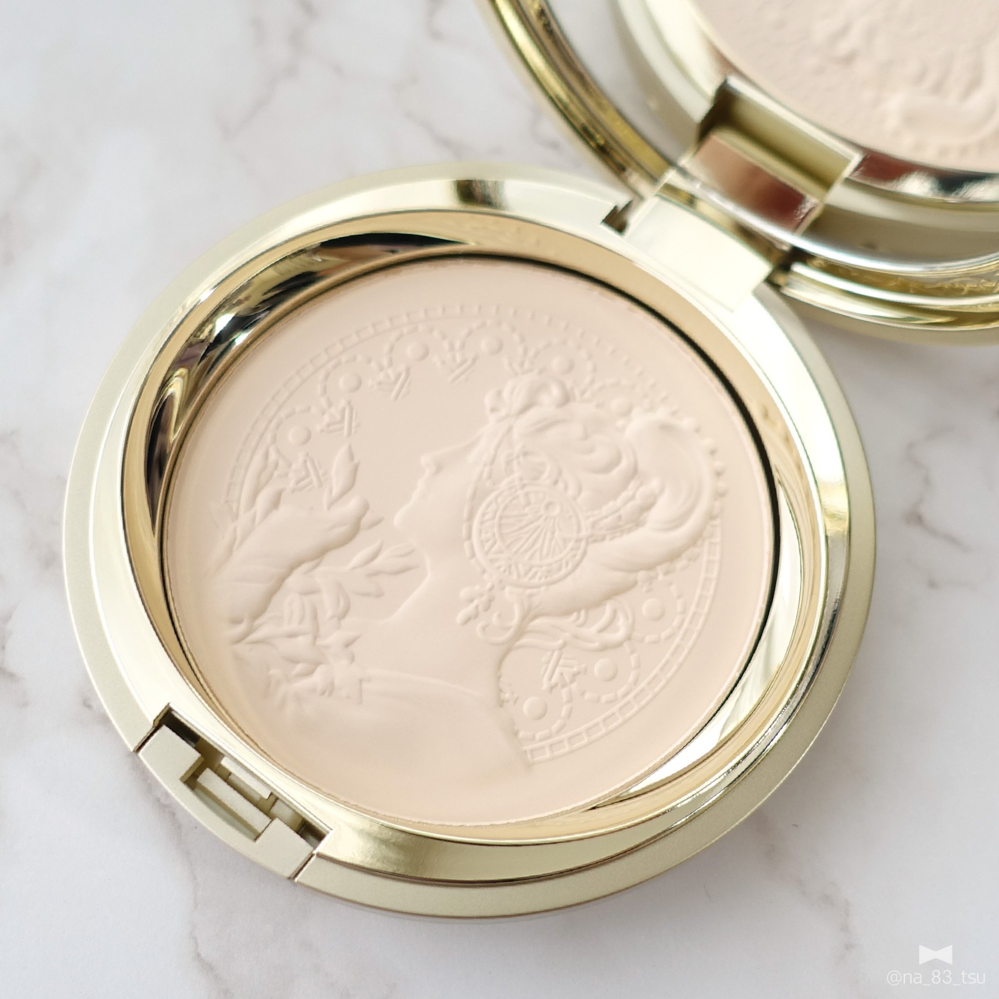 フェースアップパウダー2025/ミラノコレクション/プレストパウダーを使ったクチコミ（3枚目）