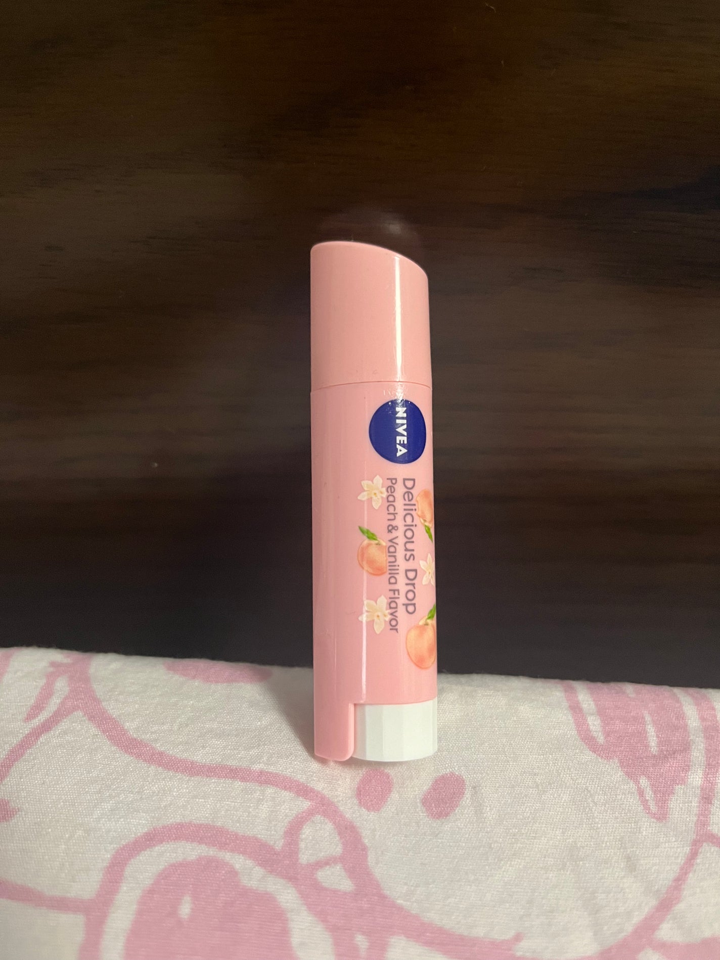 ニベア フレーバーリップ デリシャスドロップ ピーチの香り/ニベア/リップクリームを使ったクチコミ(1枚目)
