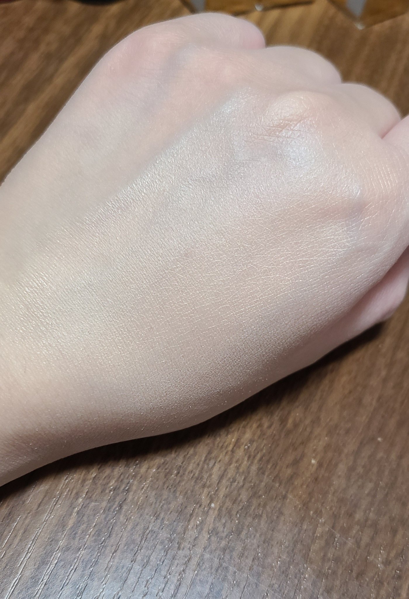 オールデイモイストリキッドファンデーション 19 cream/vim BEAUTY/リキッドファンデーションを使ったクチコミ（1枚目）