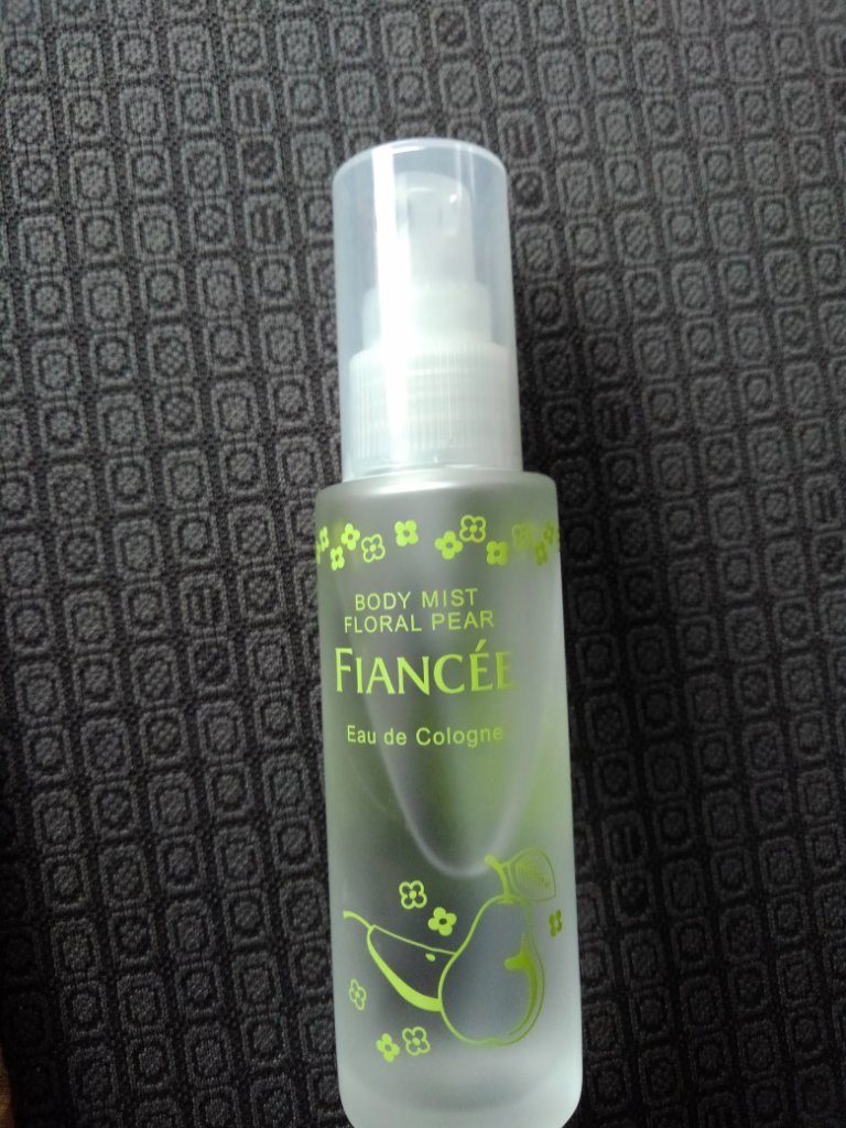 ボディミスト フローラルペアー/フィアンセ/香水(レディース)を使ったクチコミ（1枚目）