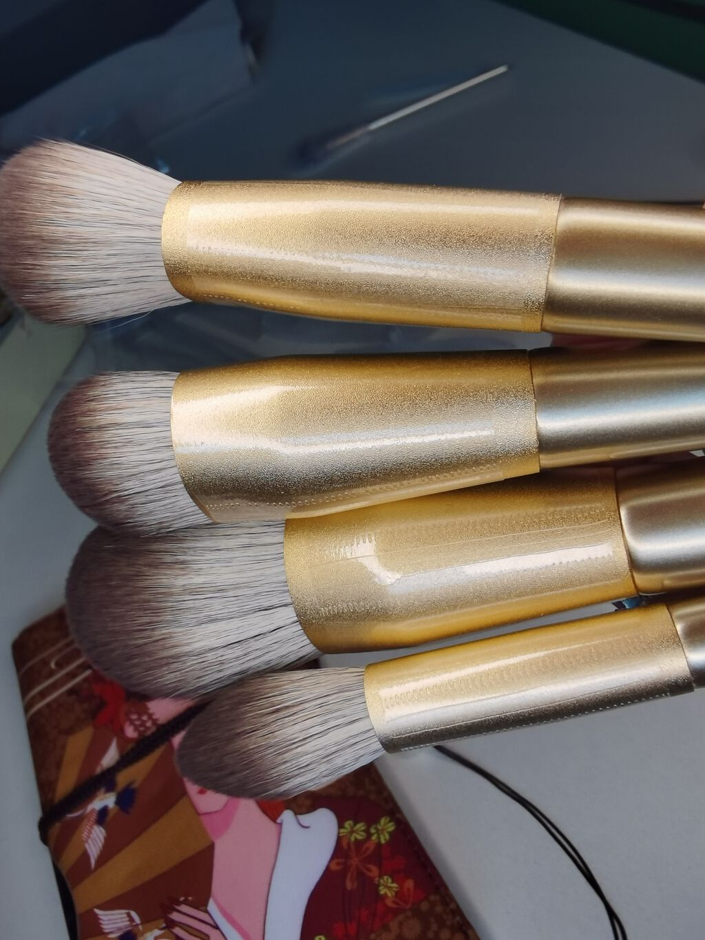 アリスドリームランドシリーズ 12色アイシャドウパレット(ZEESEA×大英博物館)/ZEESEA/アイシャドウパレットを使ったクチコミ(3枚目)