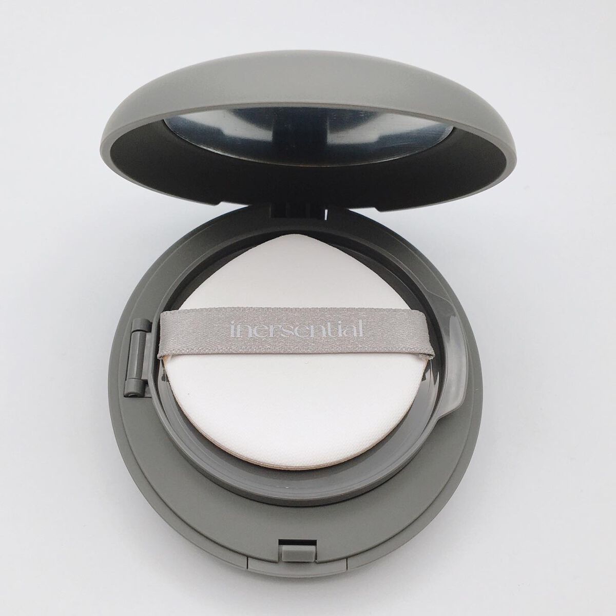 ナチュラルスキンフィットクッション/inersential/クッションファンデーションを使ったクチコミ(2枚目)