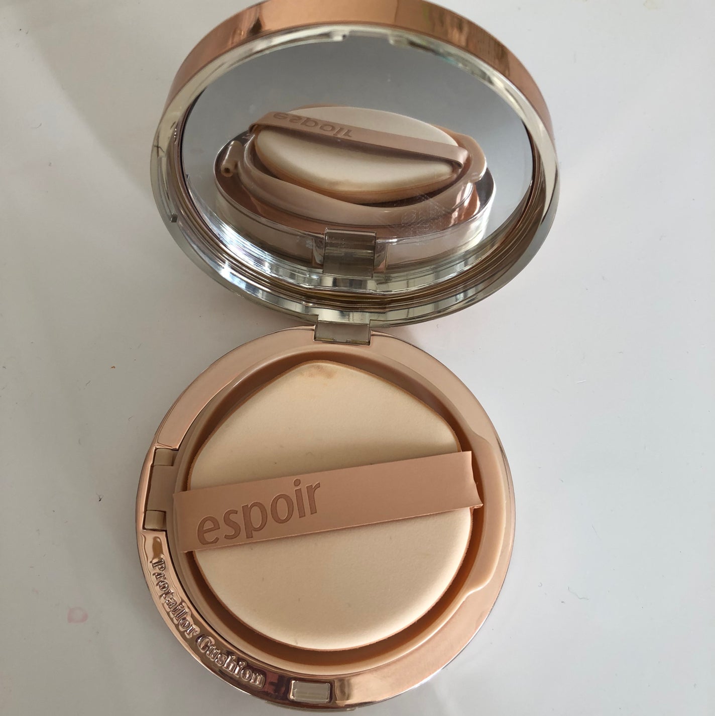 プロテーラービーグロウクッション ニュークラス/espoir/クッションファンデーションを使ったクチコミ(2枚目)