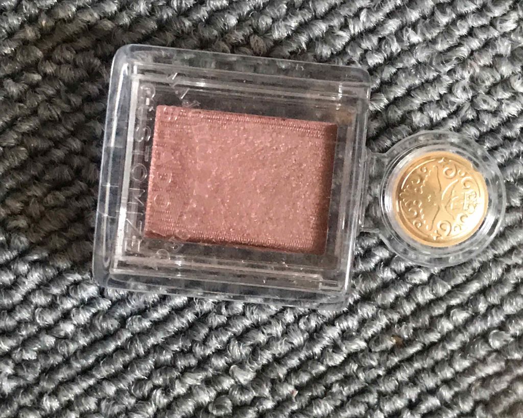 シャドーカスタマイズ/MAJOLICA MAJORCA/単色アイシャドウを使ったクチコミ(1枚目)