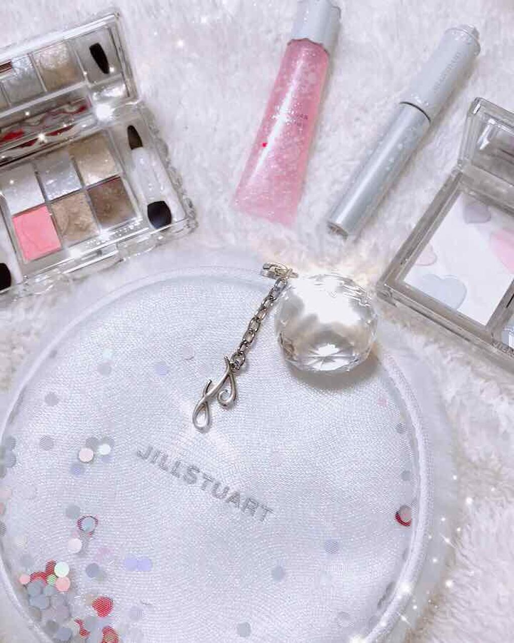 ホワイトラブストーリー コレクション (クリスマスコフレ 2018)/JILL STUART/メイクアップキットを使ったクチコミ(1枚目)