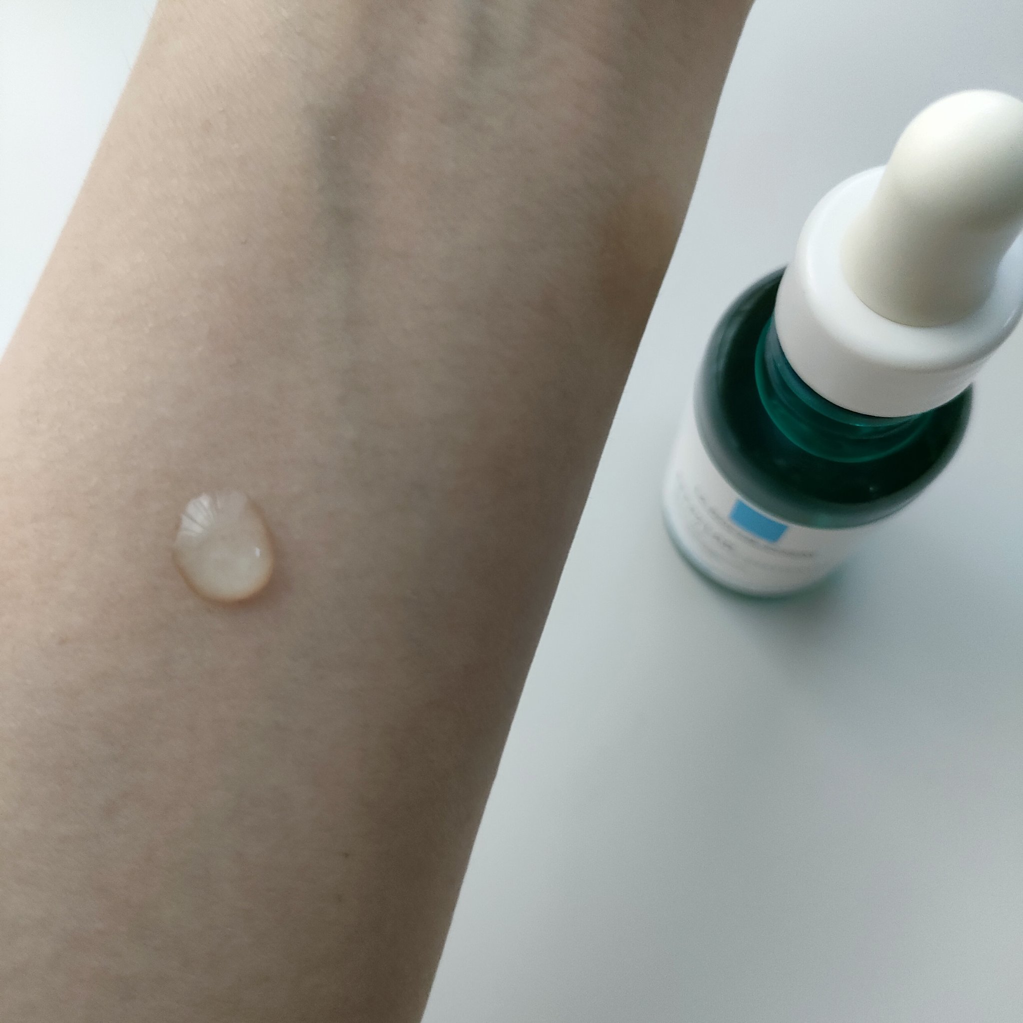 エファクラ ピールケア セラム/ラ ロッシュ ポゼ/美容液を使ったクチコミ（3枚目）