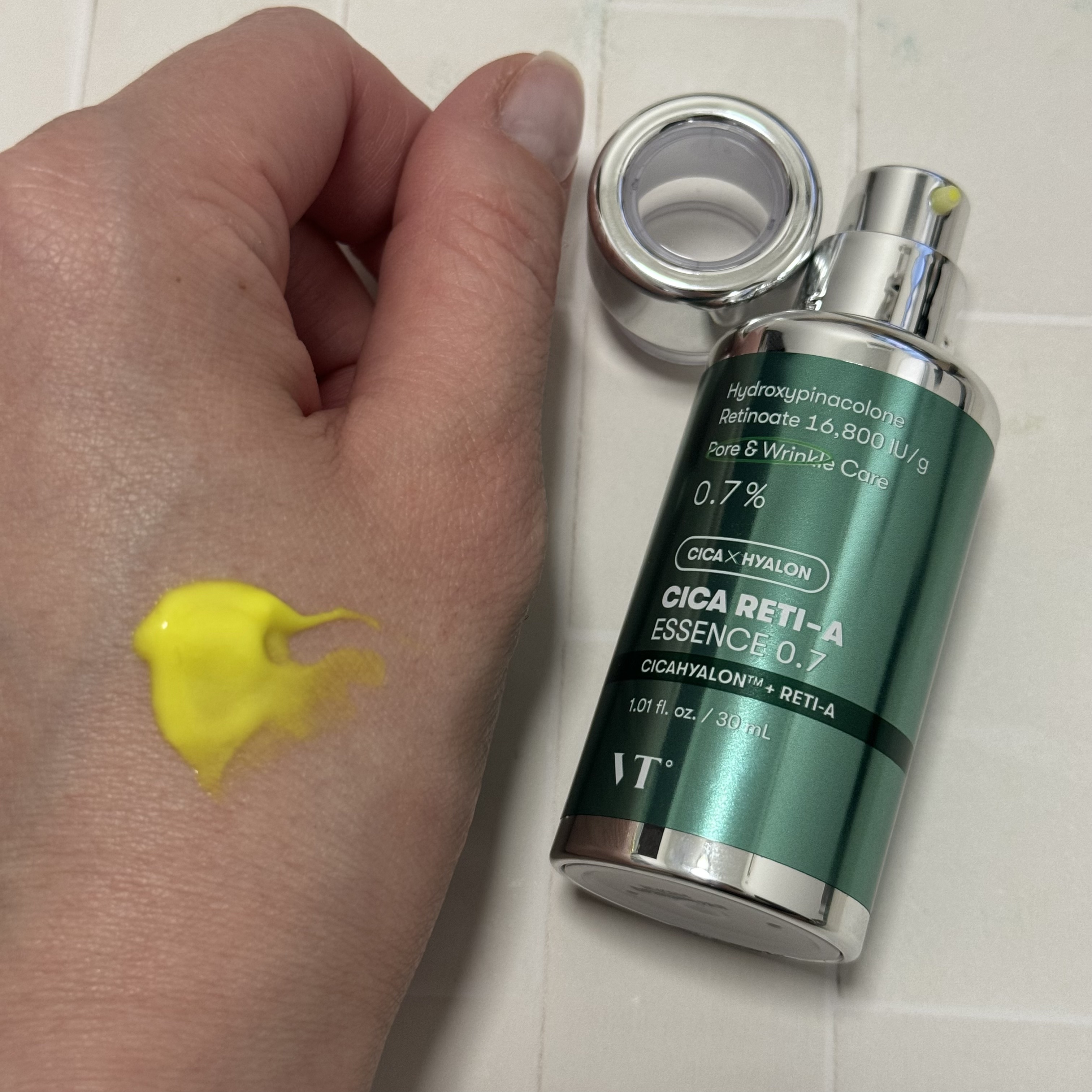 シカレチA エッセンス0.7/VT/美容液を使ったクチコミ（3枚目）