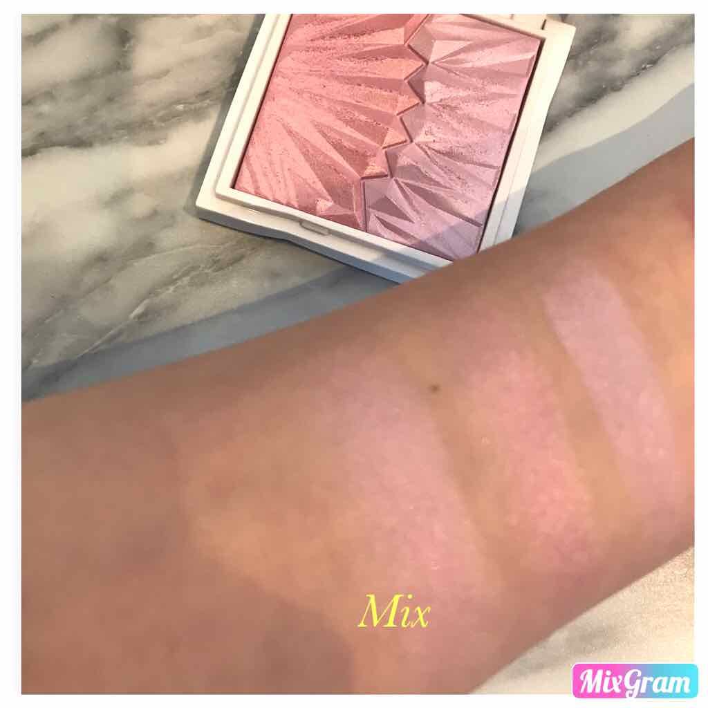 メテオリット ハイライター デュオ/GUERLAIN/パウダーハイライトを使ったクチコミ（2枚目）