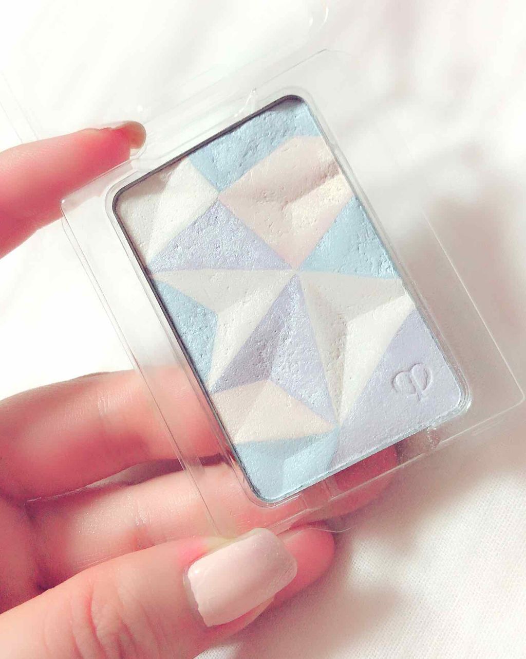 クレ・ド・ポー ボーテ レオスールデクラ/クレ・ド・ポー ボーテ/パウダーハイライトを使ったクチコミ(1枚目)