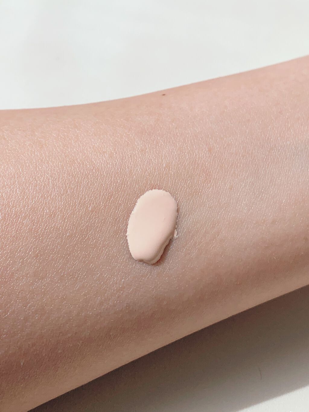 モイスチュアライジング ファンデーション プライマー/PAUL & JOE BEAUTE/化粧下地を使ったクチコミ(4枚目)