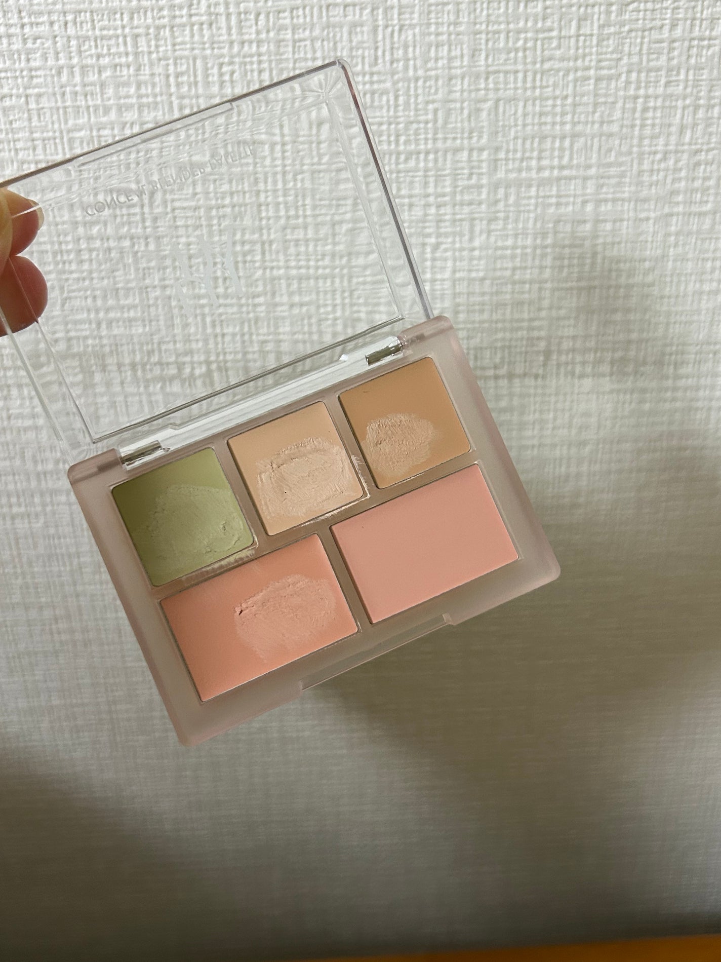 コンシールブレンダーパレット/LUNA/パレットコンシーラーを使ったクチコミ(3枚目)