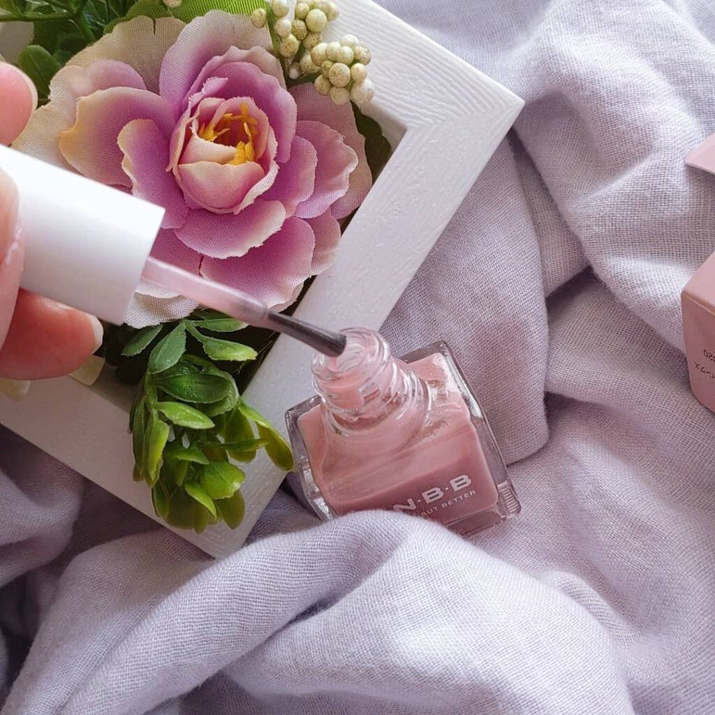 パーフェクトネイルコート カラー/M･N･B･B/オールインワンネイルを使ったクチコミ（3枚目）