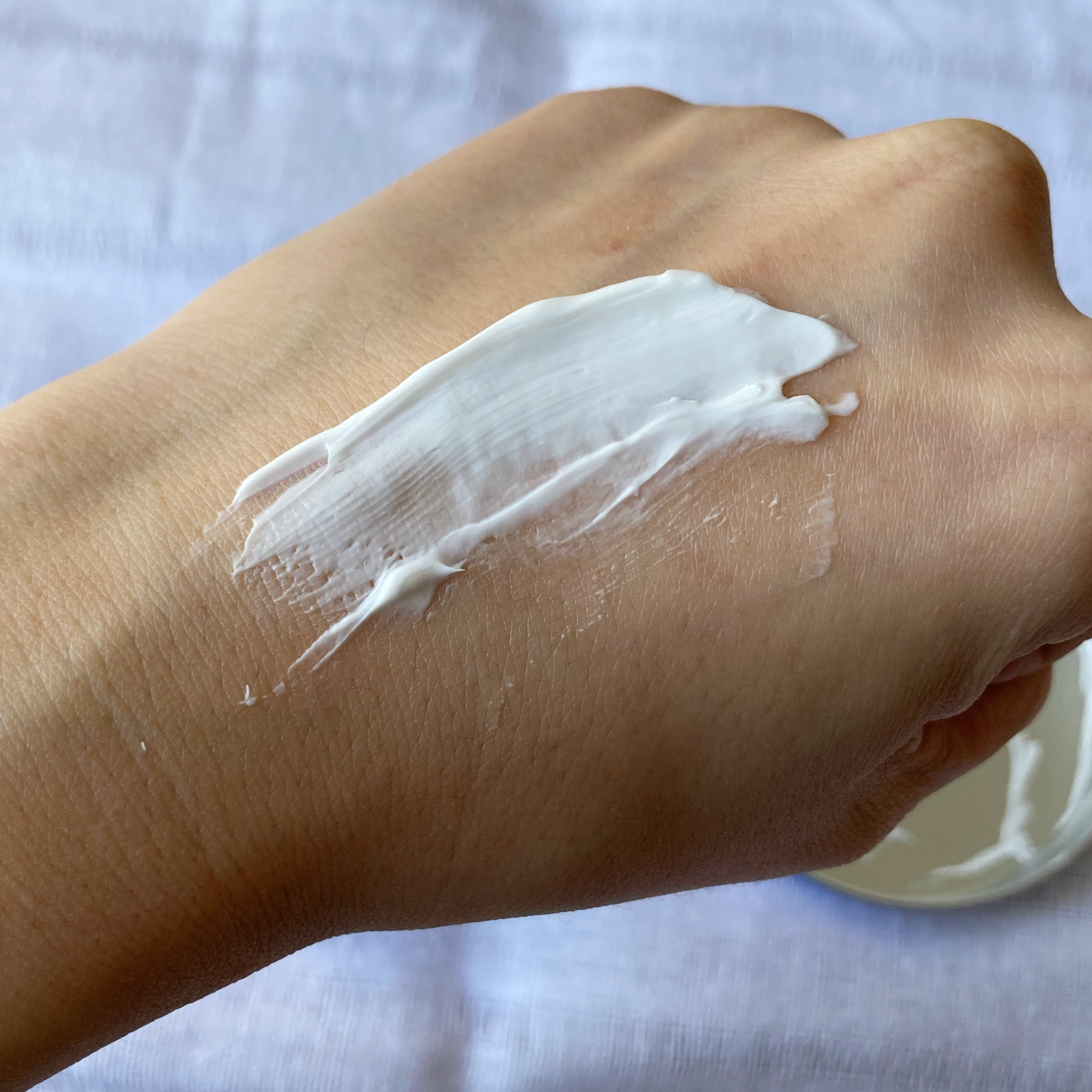 ニベアクリーム/ニベア/ボディクリームを使ったクチコミ（2枚目）