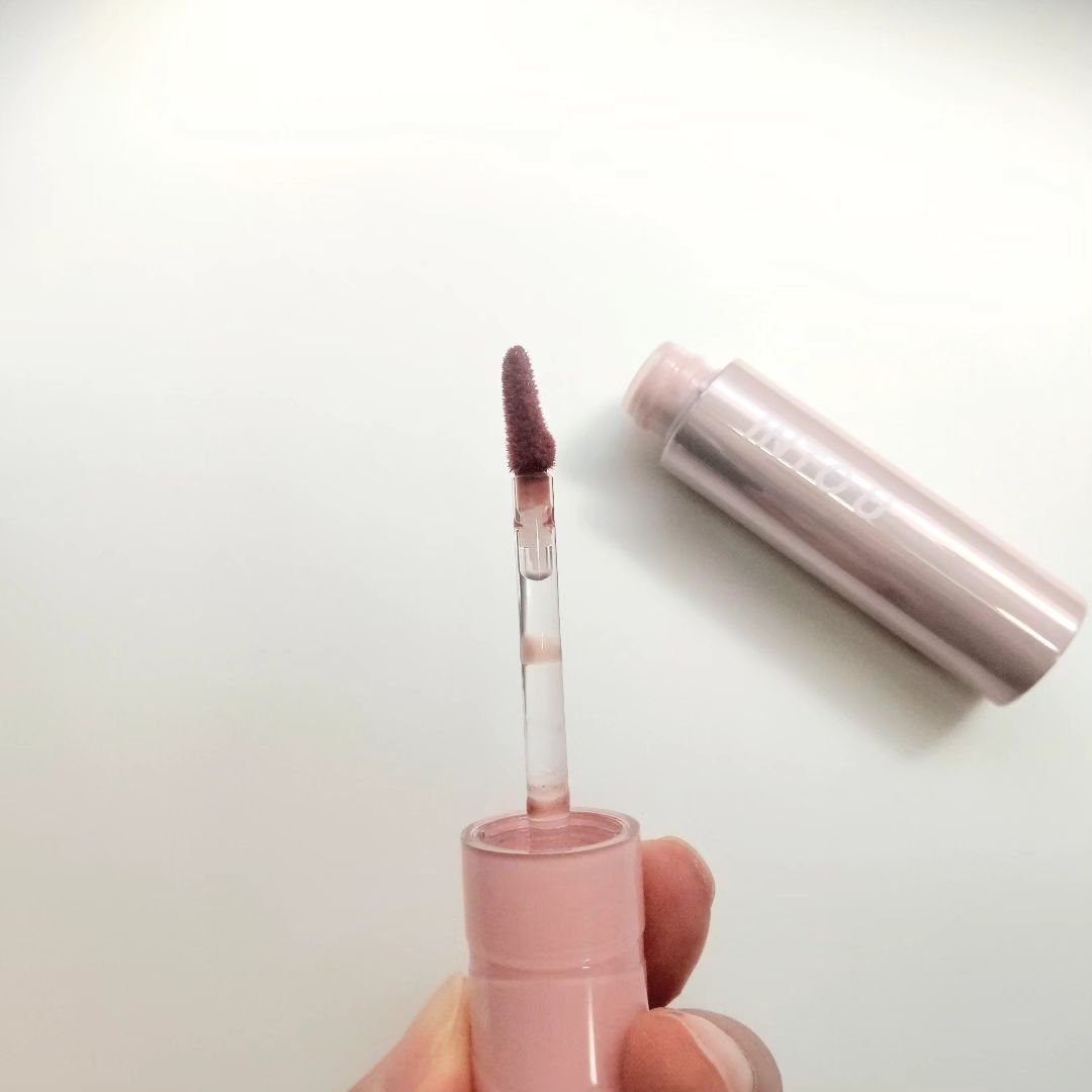 ジューシーパンピンググロス/INTO U/リップグロスを使ったクチコミ（2枚目）