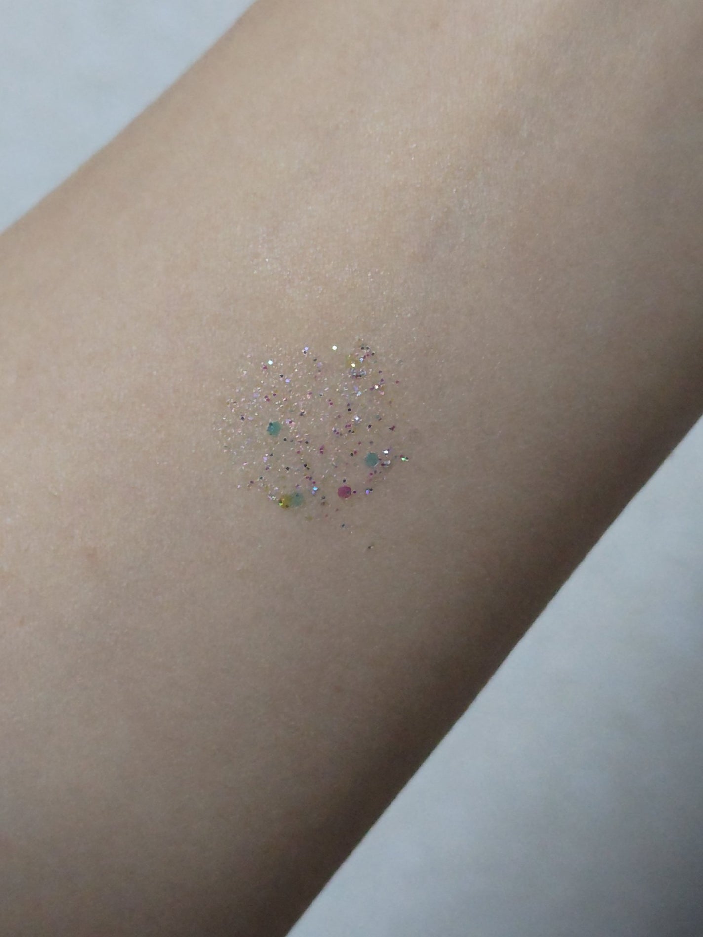 ダイヤモンドシリーズ 星空リキッドアイシャドウ/ZEESEA/リキッドアイシャドウを使ったクチコミ(4枚目)