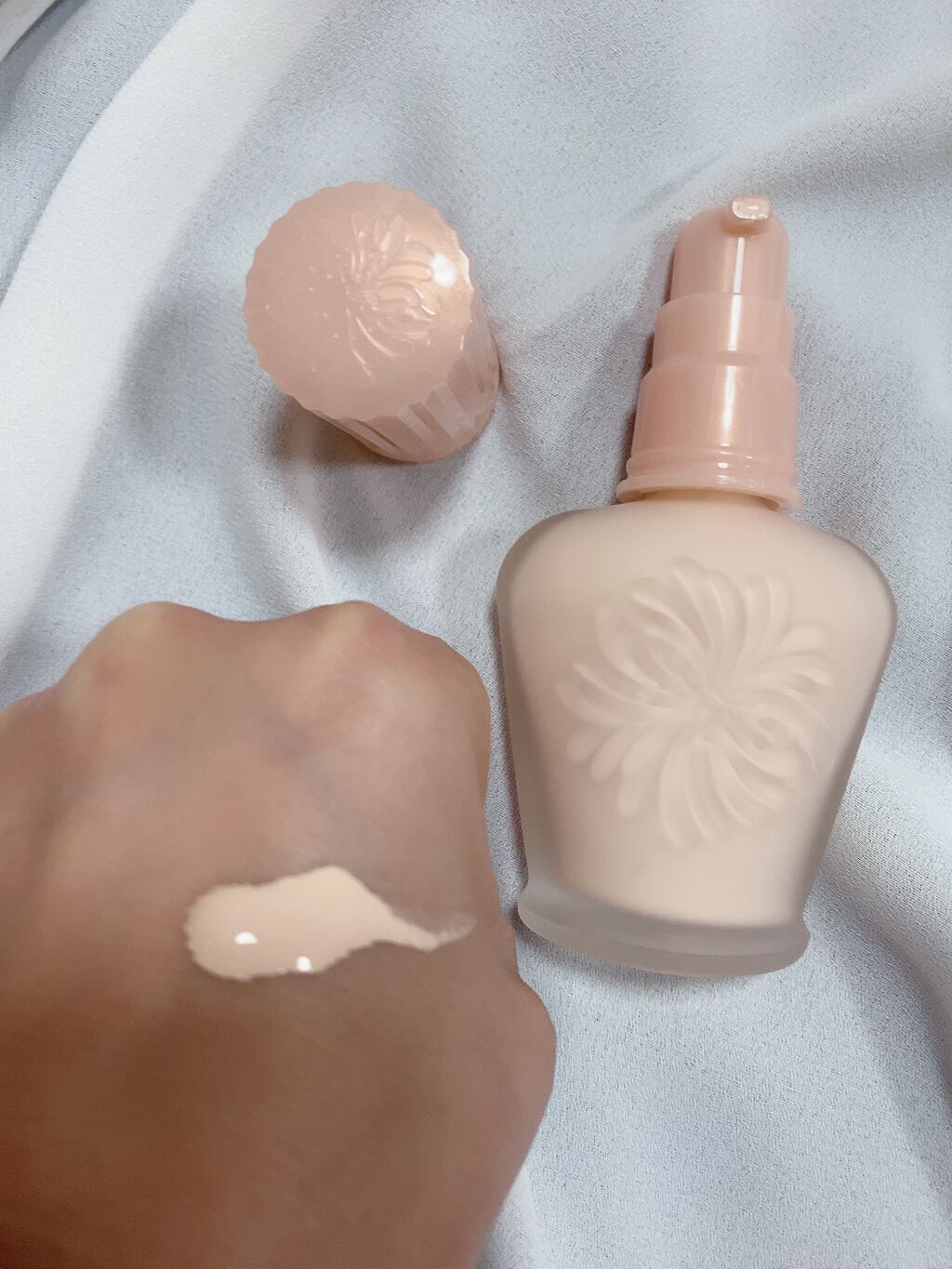 モイスチュアライジング ファンデーション プライマー/PAUL & JOE BEAUTE/化粧下地を使ったクチコミ（2枚目）