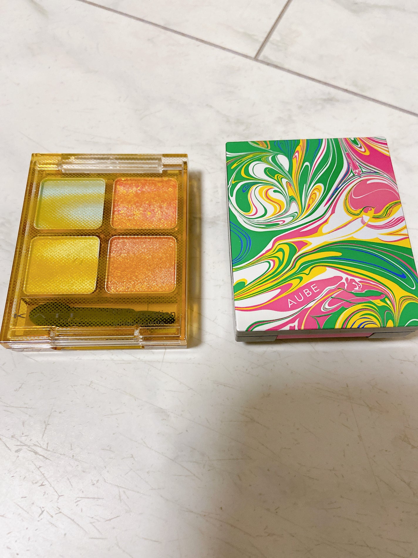 亜美 on LIPS 「最近の購入品。まずAUBEのチークは限定デザインで一目惚れして..」(1枚目)