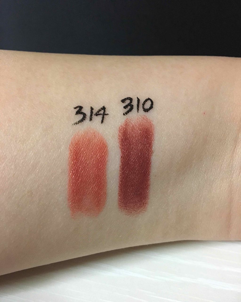 カラーリッシュ Mマット N フリーザヌード コレクション/ロレアル パリ/口紅を使ったクチコミ(2枚目)