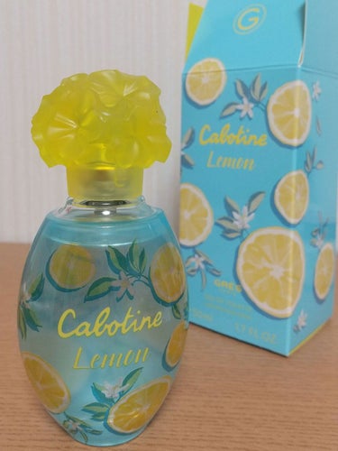 グレ カボティーヌ レモン オードトワレ 19のクチコミ「まるで搾りたてのレモン！

どうも、yuzukoです。

夏に向けて爽やかな香りの香水が欲しく.....」（1枚目）