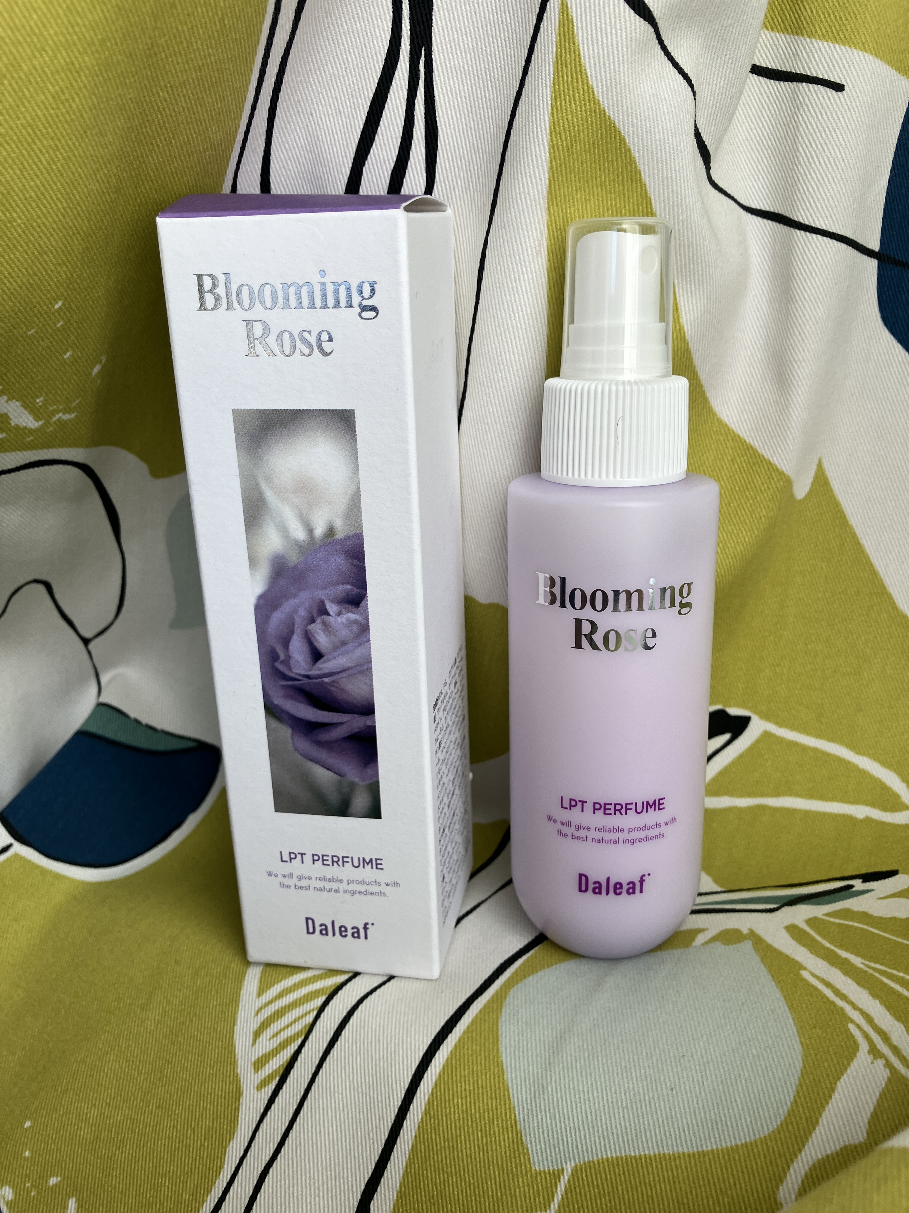 パフュームヘアパックインミスト Pink Breeze/Daleaf/アウトバストリートメントを使ったクチコミ（3枚目）