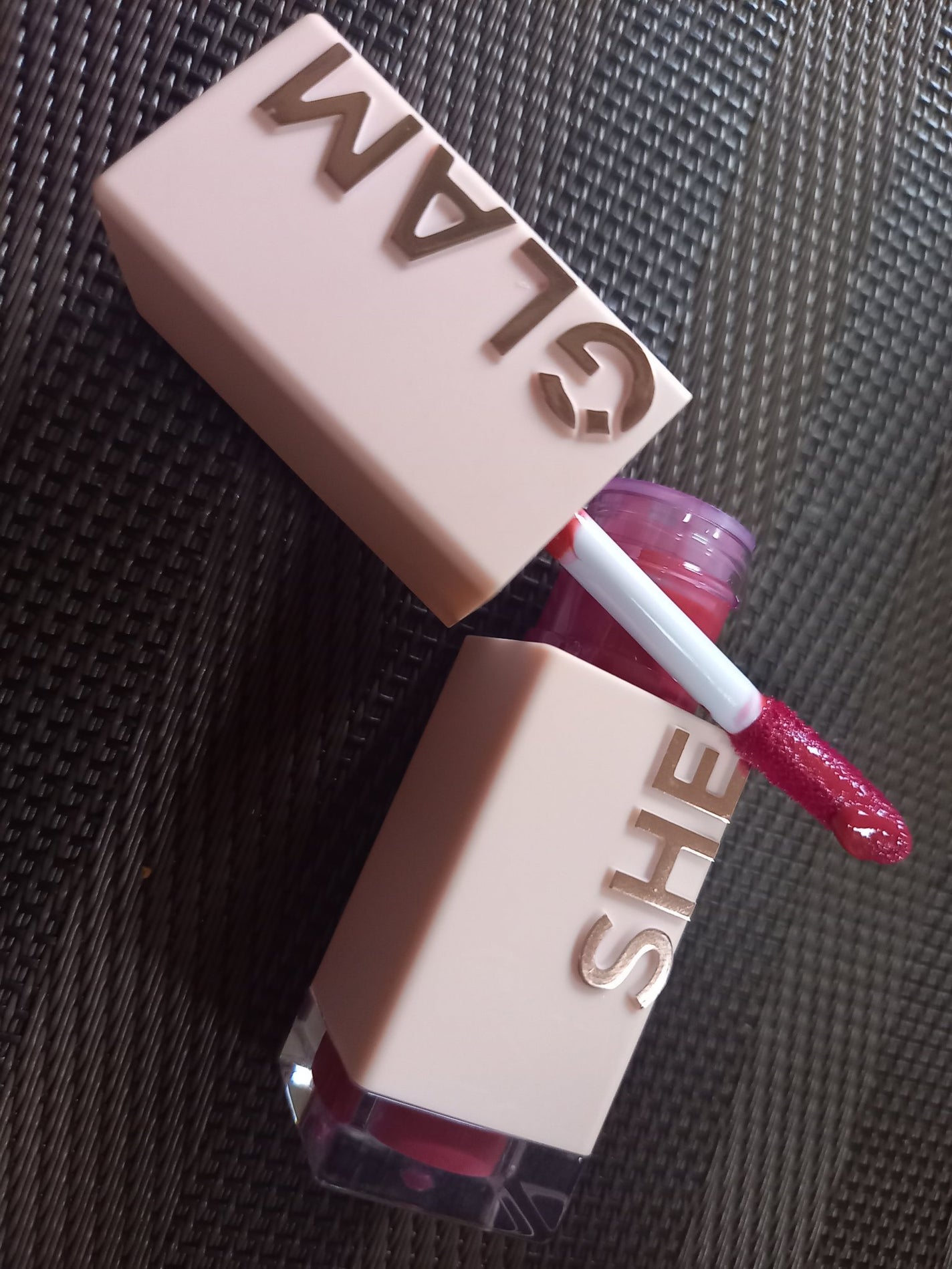 なみめろ on LIPS 「SHEGLAMのリップティントです♡私、大のシーグラムファンで..」(1枚目)