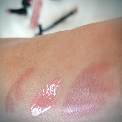 OUT & A POUT BLUSHING NUDE LIP TRIO/Morphe/メイクアップキットを使ったクチコミ(4枚目)