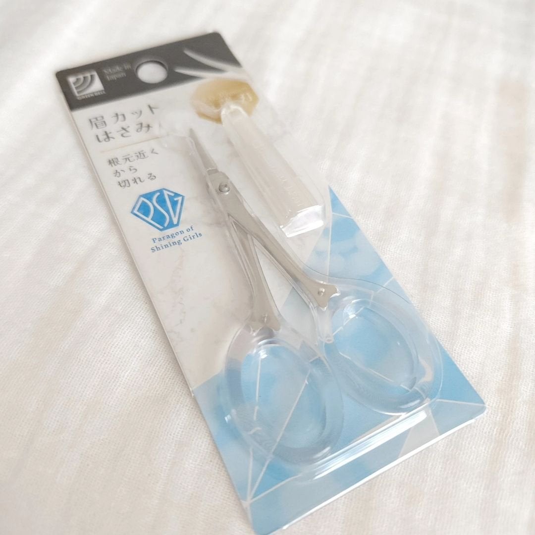 siki on LIPS 「グリーンベル @greenbell.jpから眉カットはさみ眉の..」(2枚目)