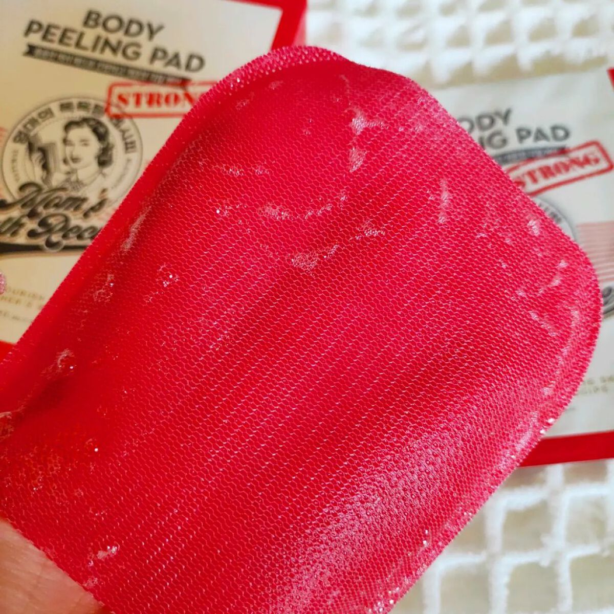 ボディピーリングパッド ストロング/Mom’s Bath Recipe/ボディスクラブを使ったクチコミ（1枚目）