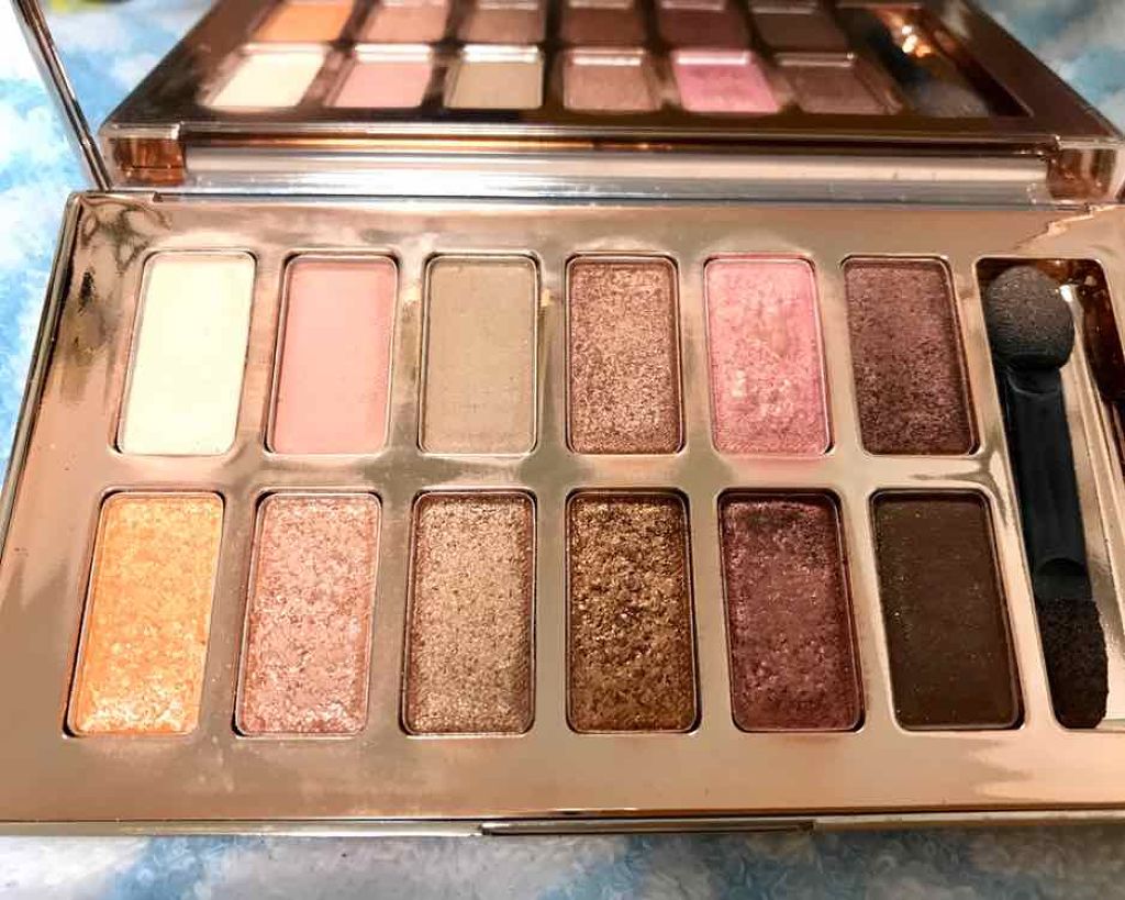 バレンタインボックス/VAVI MELLO/アイシャドウパレットを使ったクチコミ(1枚目)