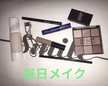 UR GLAM　BLOOMING EYE COLOR PALETTE/U R GLAM/アイシャドウパレットを使ったクチコミ（1枚目）