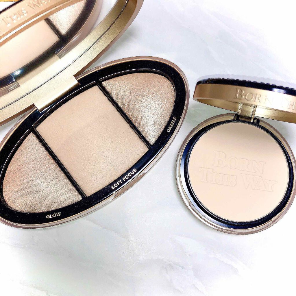 ボーン ディス ウェイ マルチユース コンプレクション パウダー/Too Faced/パウダーファンデーションを使ったクチコミ(2枚目)