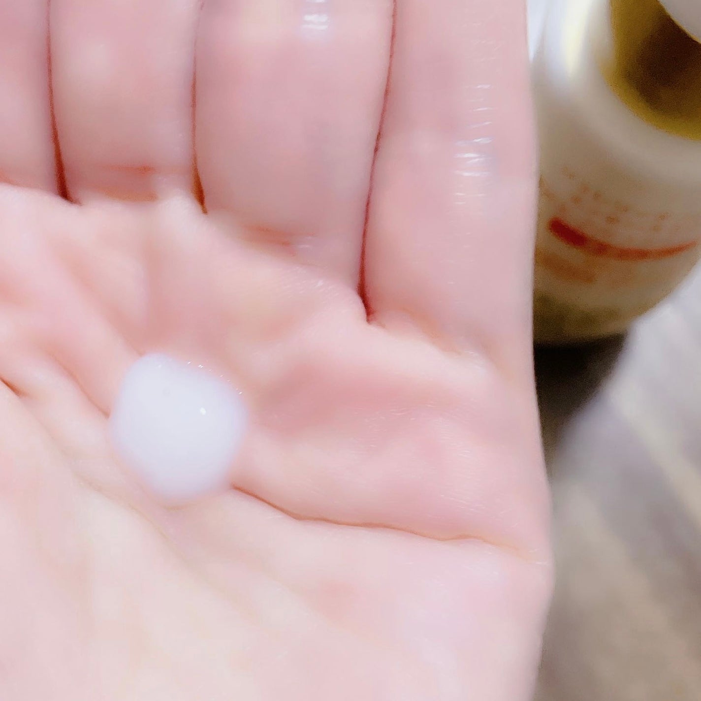 リュール エッセンスミルク/ジュレリッチ/美容液を使ったクチコミ(6枚目)