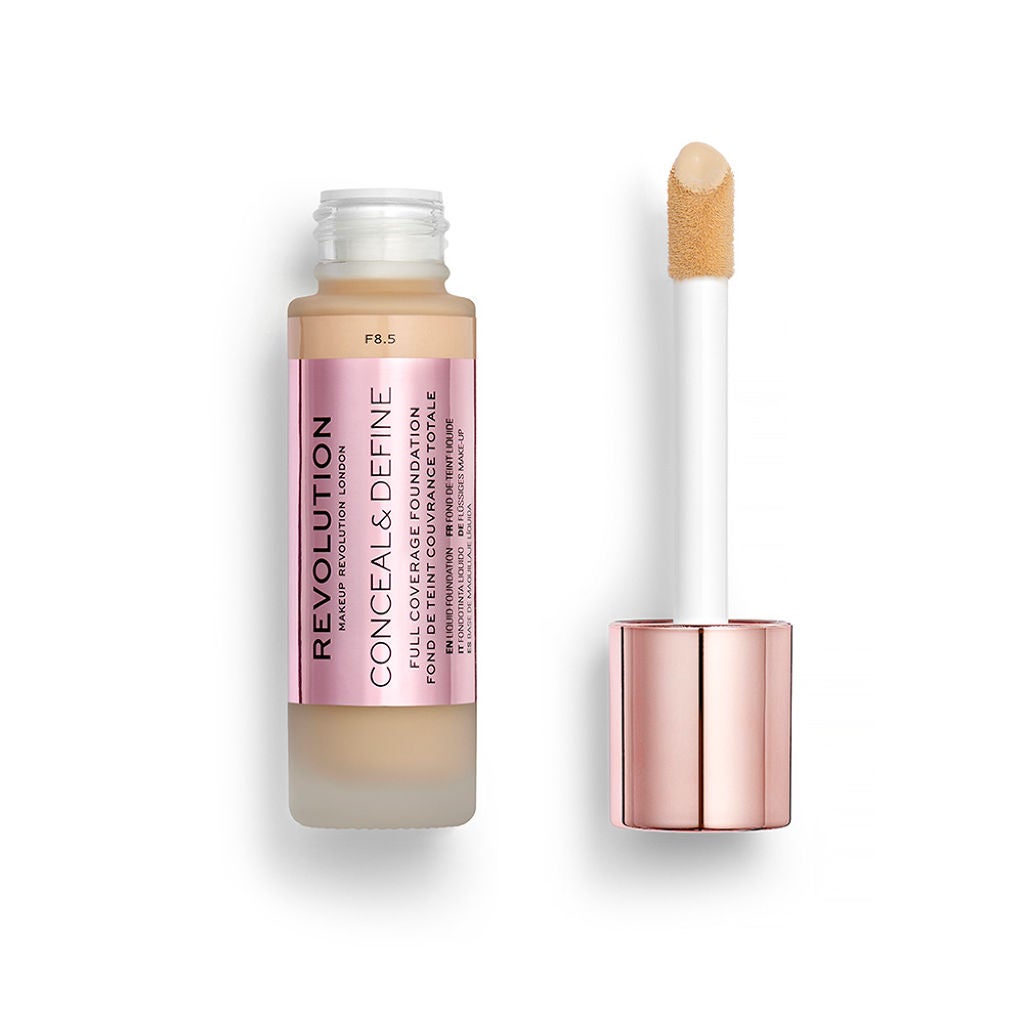 コンシールアンドディファイン ファンデーション MAKEUP REVOLUTION