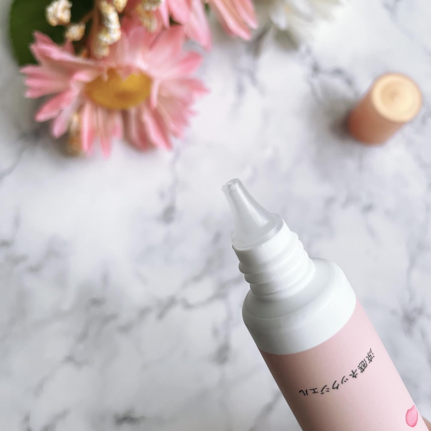 8x4 アロマスイッチ 涼感ネックジェル パリスブーケの香り/８ｘ４/デオドラント・制汗剤を使ったクチコミ（3枚目）