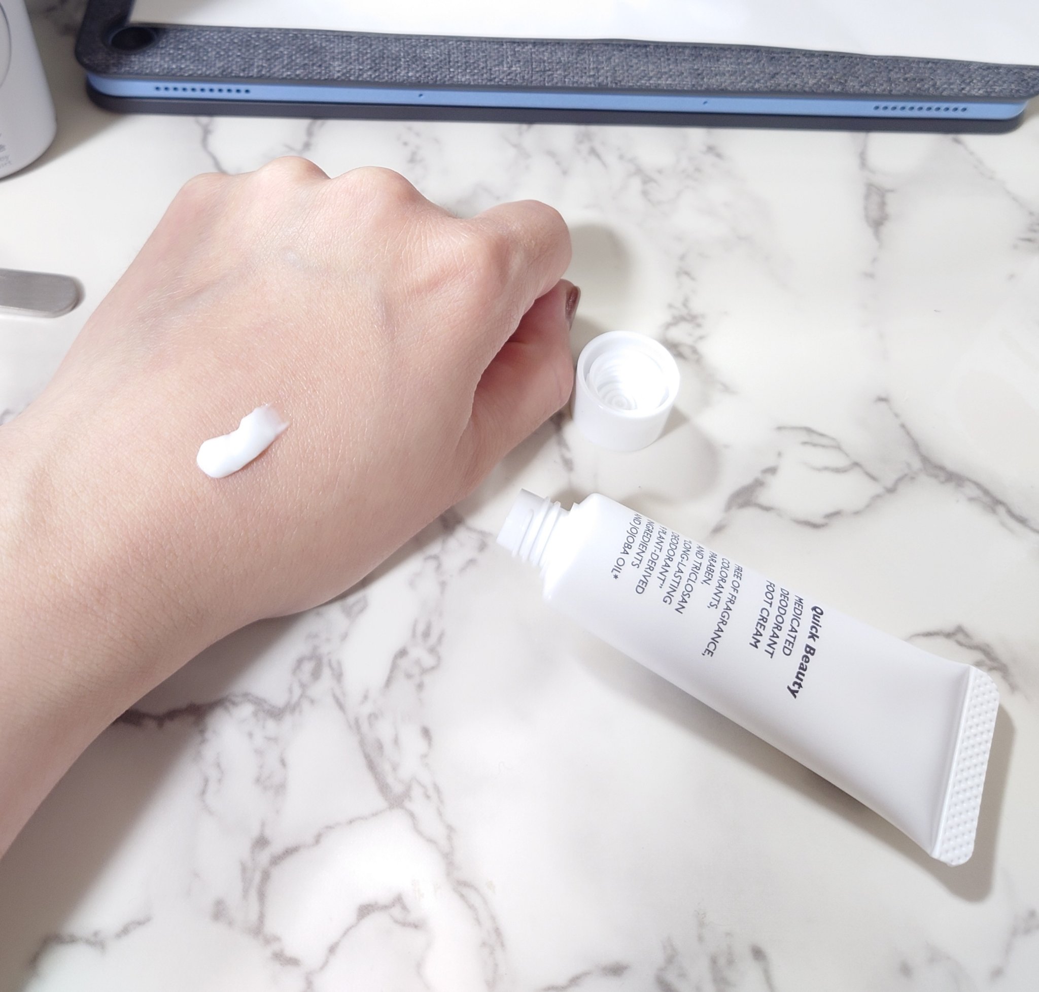 QB 薬用デオドラントフットクリーム 40C/クイックビューティー/デオドラント・制汗剤を使ったクチコミ（2枚目）