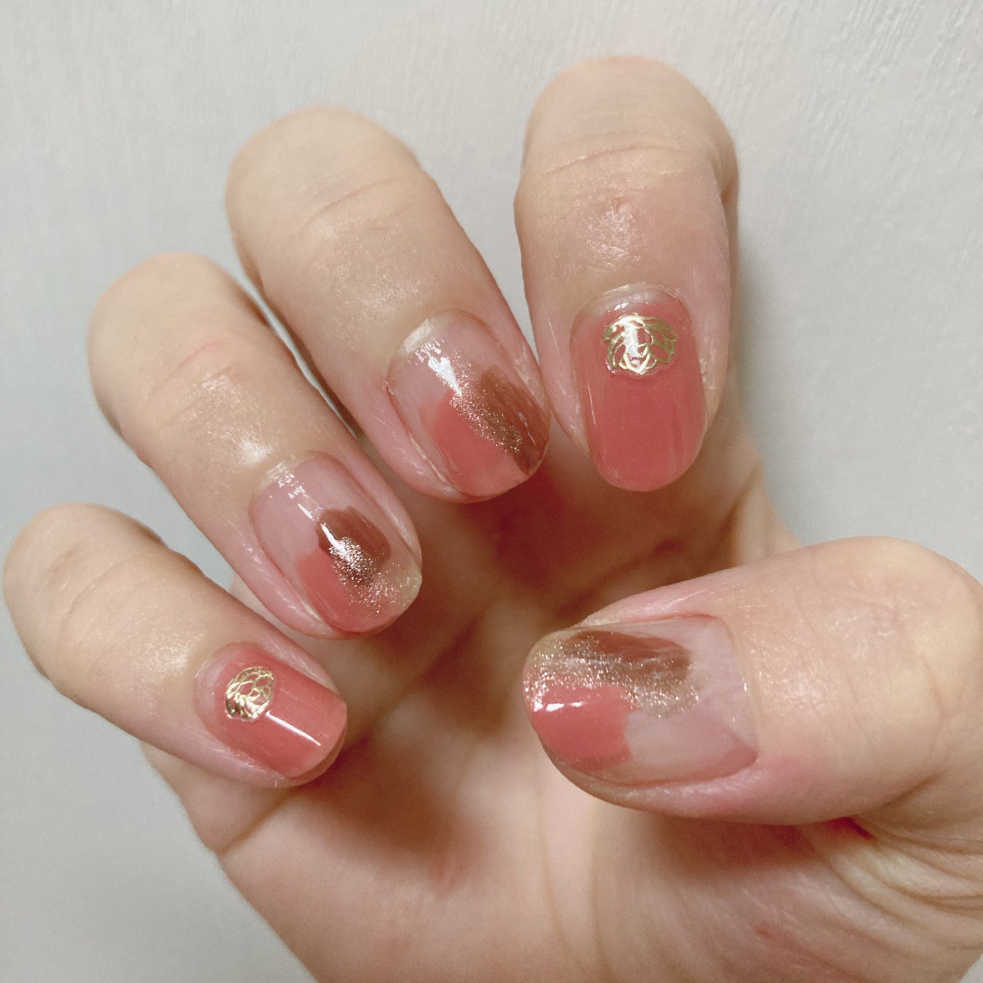 カラフルネイルズ/キャンメイク/マニキュアを使ったクチコミ(2枚目)